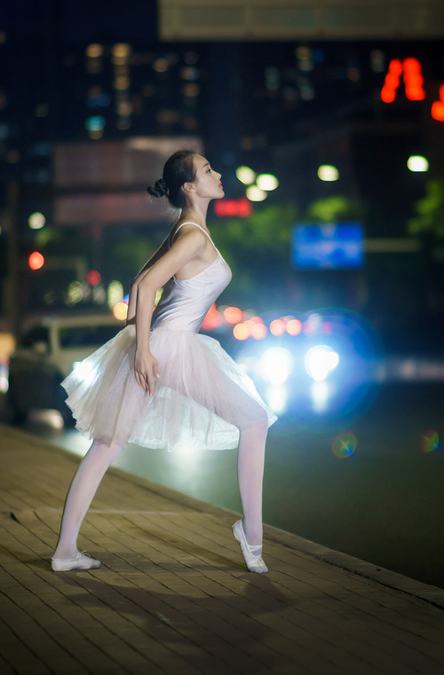 开云体育网页入口-国际热身赛中国女足战平 球迷期待更好表现，国足热身赛战绩