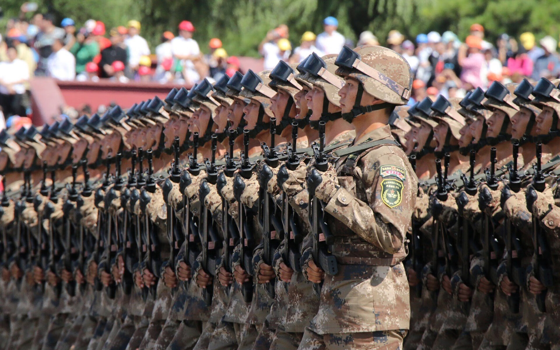 开云官网登录-选手首次登台紧张又兴奋展现青春风采,作为第一个出场的选手 比较紧张